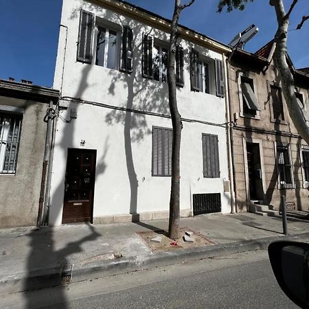 Les jardins marseillais 3 - appartement 4 personnes - plages calanques- stade vélodrome - hôpital la Timone Marsella Exterior foto